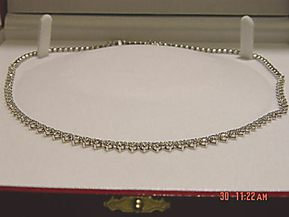 DIAMOND 60 ROUND BR SHAPE 3 PRONG SET FRONT SET NECKLACE