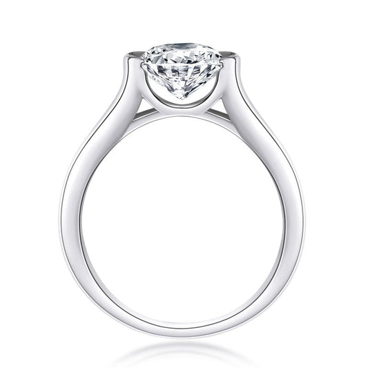 Simple Temperament Female Ring 2 Carat Moissanite Ring