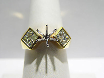 DIAMOND 8 PRINCESS SHAPE INVISIBLE SET BEZEL SET SETTING