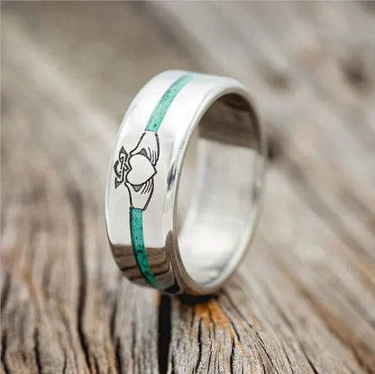 Vintage Hand in Hand Ring Men'S Fashion Stainless Steel Titanium Claddagh Engrav