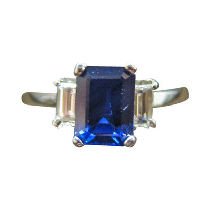 EMERALD SHAPE SAPPHIRE CENTER SET 2 E MERALD SHAPE DIAMOND