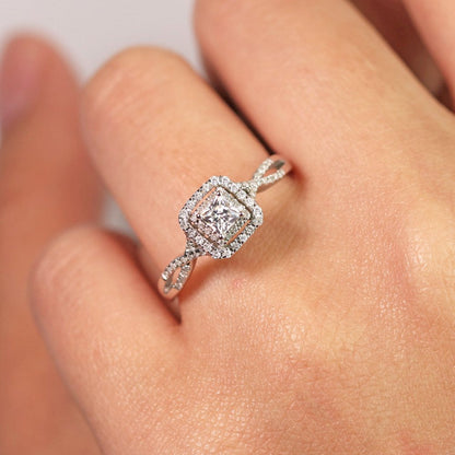 Elegant 1 Carat - Square Cut Diamond - Twisted Band - Pave - Double Halo Engagem