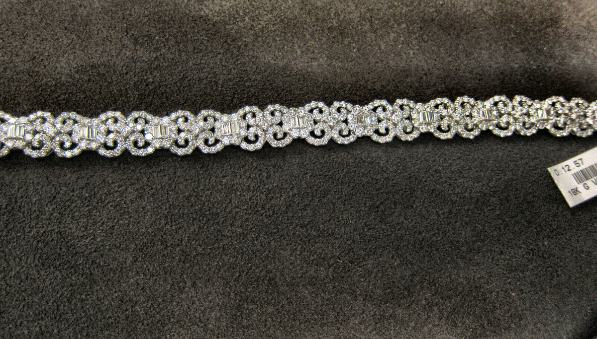 DIAMOND ROUND BRILLIANT SHAPE BAGUETTE SHAPE SET BRACELET