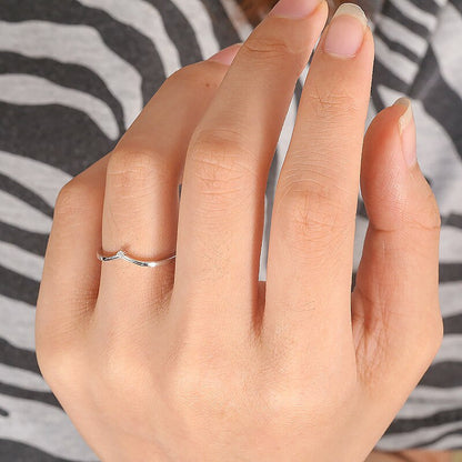DEF Color VVS1 round Cut 0.015Carat Moissanite Wedding Band V Band