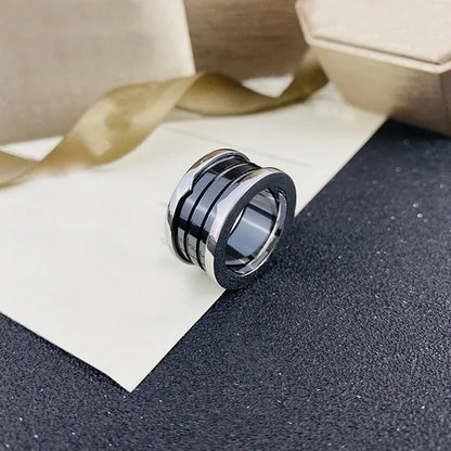 Spring Ring Titanium Steel 18K Rose Gold Plated Black and White Ceramic Ring