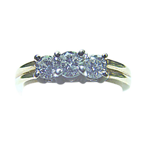3 STONE ROUND BRILLIANT DIAMOND RING TWO-TONE GOLD