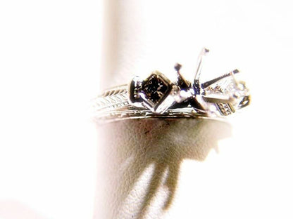 ANTIQUE STYLE 2 PRINCESS CUT DIAMONDS SETTING .28 CT