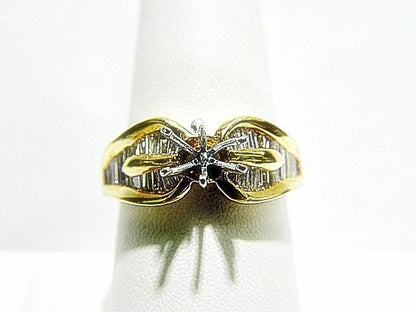 DIAMOND BAGUETTE SHAPE CHANNEL SET SETTING 6 PRONG