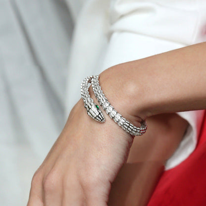 Snake Full of Diamond Knuckles Emerald Ring