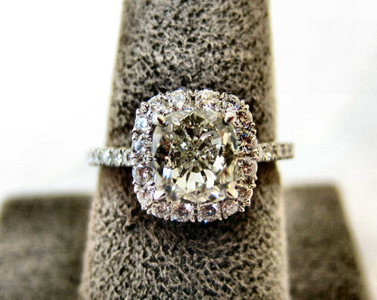 GIA CERTIFIED H COLOR SI1 CLARITY GRADE CUSHION SHAPE DIAMOND ENGAGEMENT RING