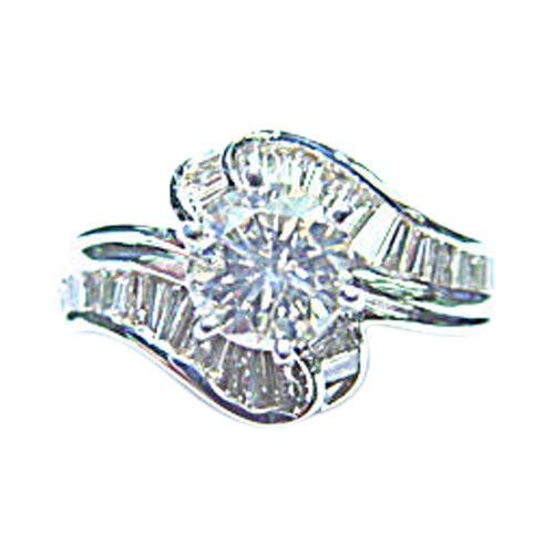 ROUND BRILLIANT SHAPE BAGUETTE SHAPE DIAMOND RING