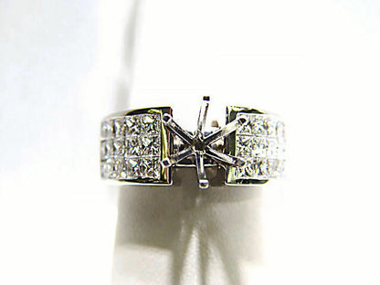 DIAMOND 30 PRINCESS SHAPE INVISIBLE SET 5X3 ROW SETTING