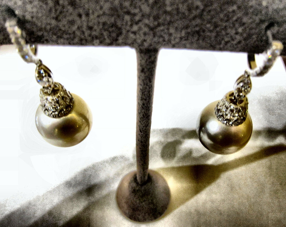 SOUTH SEA PEARL EARRING TWO PIECE 16 MM EACH WITH DIAMOND 18 K WHITE GOLD G VS1