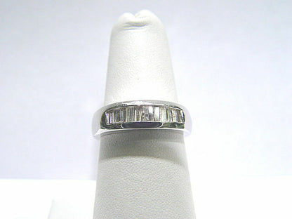 DIAMOND BAGUETTE SHAPE CHANNEL SET BAND
