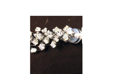 DIAMOND ROUND BRILLIANT SHAPE AND 5 ROW PEAR SHAPE DANGLE EARRING