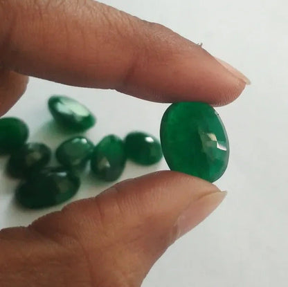 NATURAL GREEN EMERALD CUT FACETED OVAL SHAPE LOOSE GEMSTONES ZAMBIAN