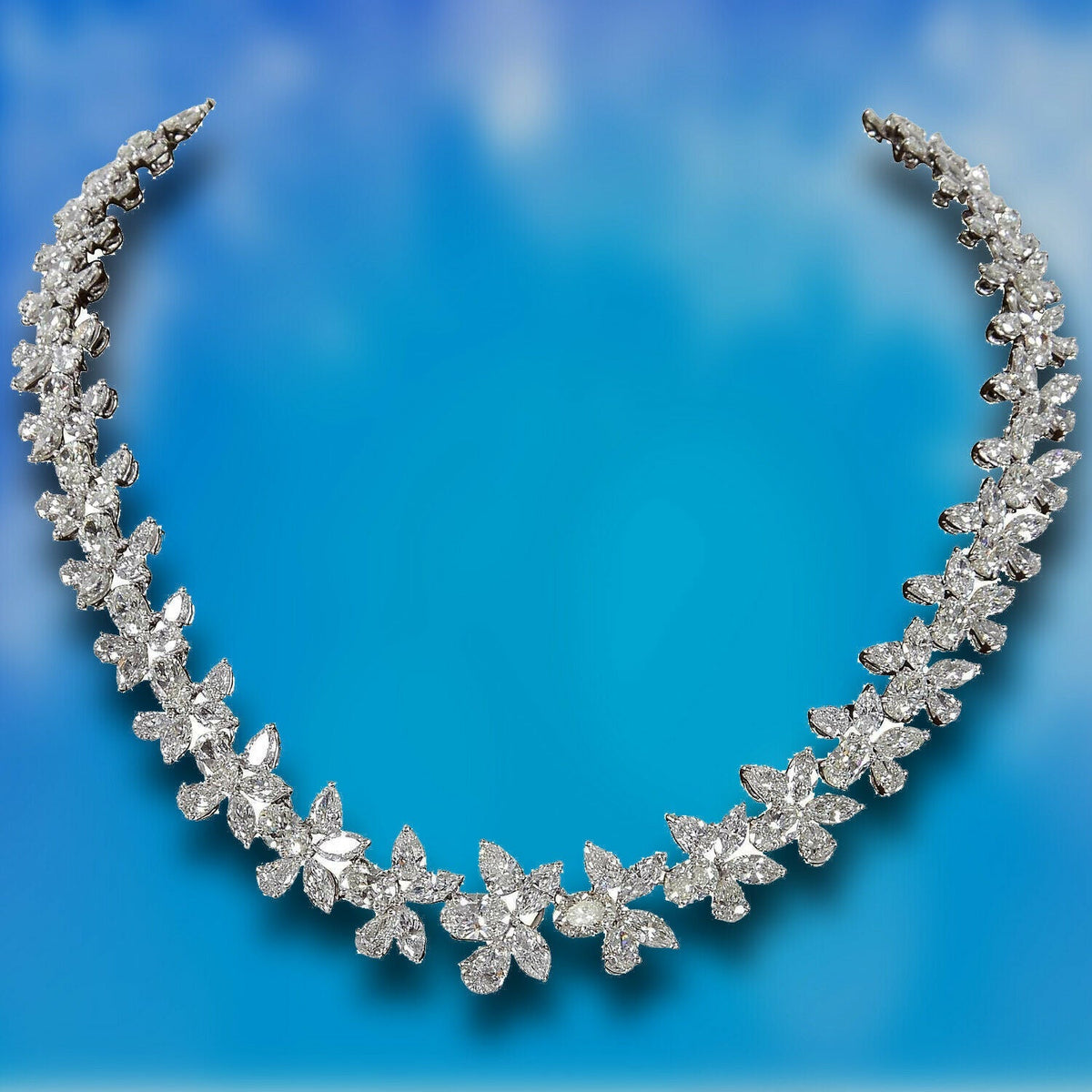 Diamond Platinum Wreath Necklace 56.77 carats of G color VS clarity diamond