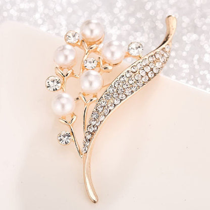 Hosaire Women'S Flower Brooch Pin Pearl Diamond Breastpin for Wedding/Banquet/Bo