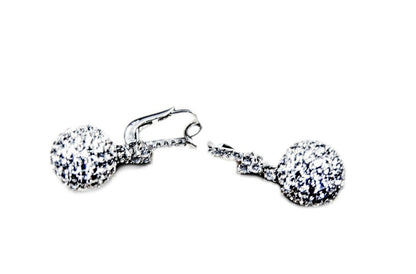 diamond round brilliant pave style dangle earring