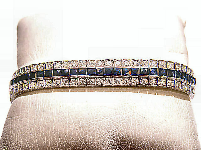 48 SQUARE BLUE SAPPHIRES 96 ROUND BRILLIANT DIAMOND LADIES BRACELET 18 K GOLD