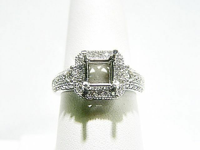 DIAMOND ROUND BRILLIANT SHAPE SETTING 4 PRONG