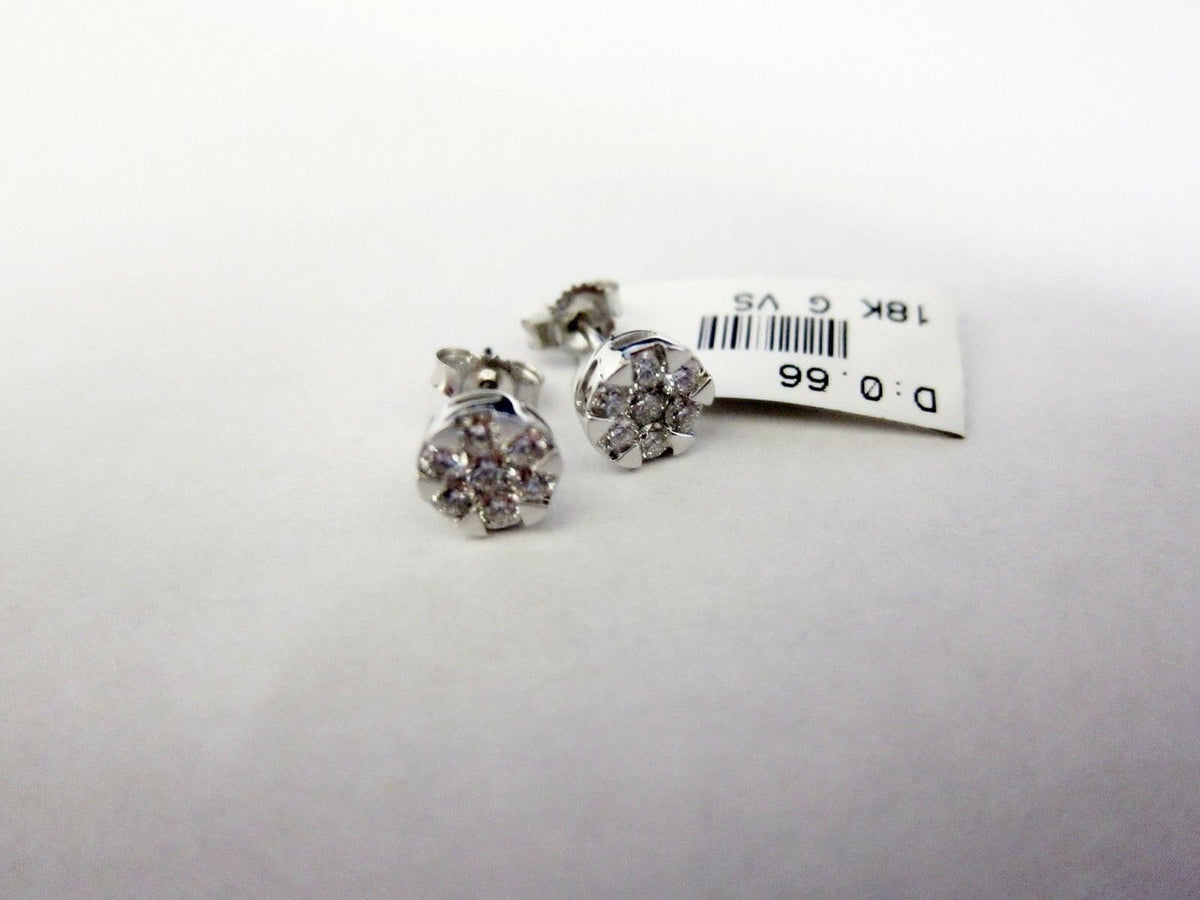 DIAMOND STUD EARRING WITH 14 TOTAL DIAMOND PRONG