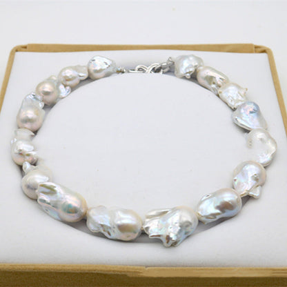 Women'S Fashion Baroque Style Pearl Necklaces