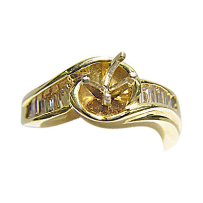 DIAMOND BAGUETTE SHAPE CHANNEL SET SETTING 4 PRONG SET