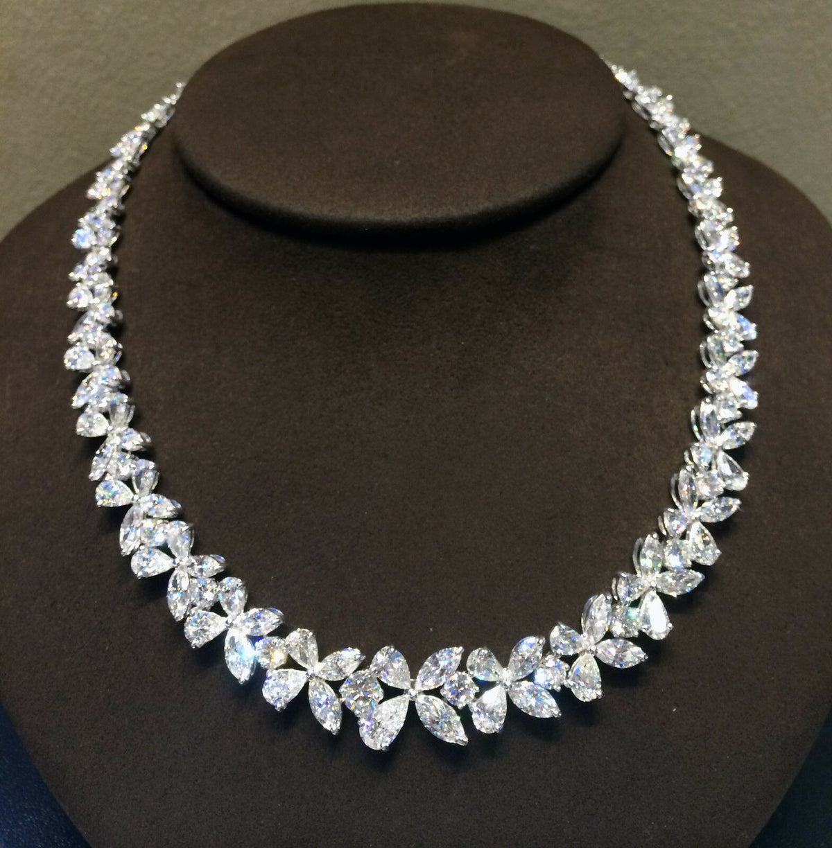DIAMOND NECKLACE 35 ROUND 70 PEAR 70 MARQUISE SHAPE DIAMOND CHOKER SET NECKLACE