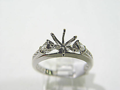 2 PEAR ROUND BRILLIANT DIAMOND SETTING 6 PRONG