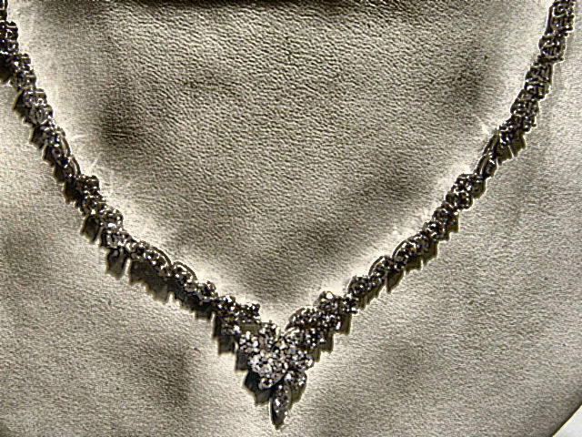 DIAMOND ROUND BRILLIANT SHAPE PRONG SET NECKLACE WHITE GOLD 10.85CT TOTAL WEIGHT