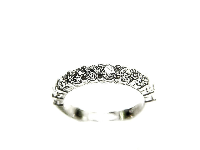 DIAMOND ROUND BRILLIANT COMMON PRONG SET BAND 10 STONE