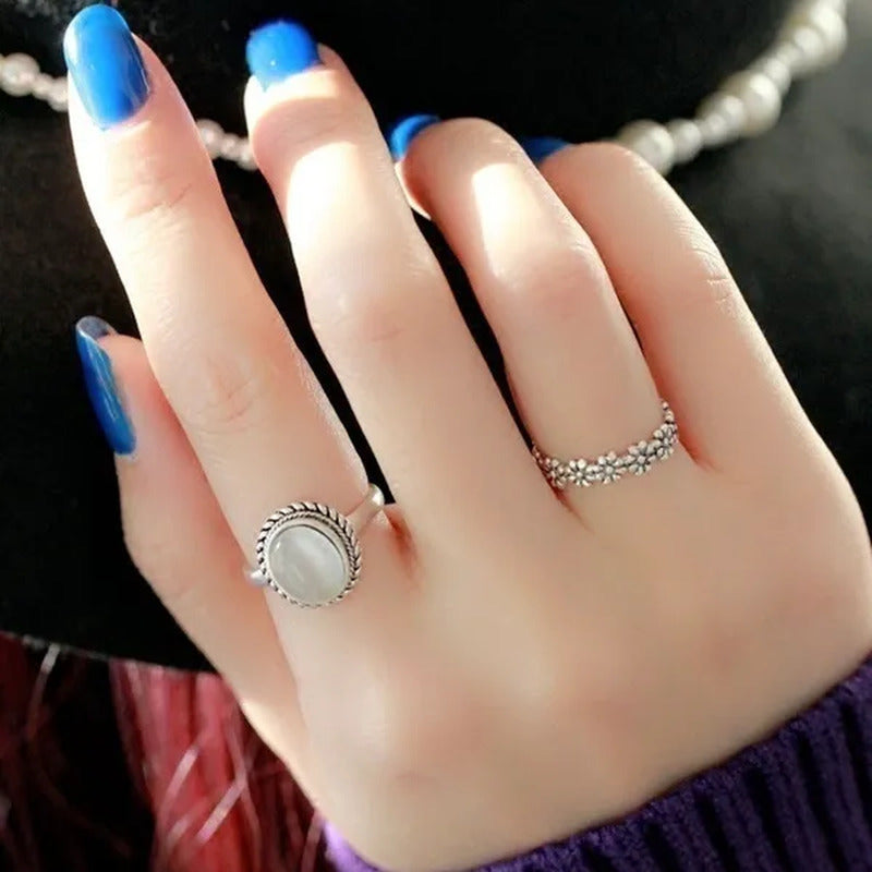 Fashion Jewelry for Women a Lovely Little Daisy Flower Crystel Ring