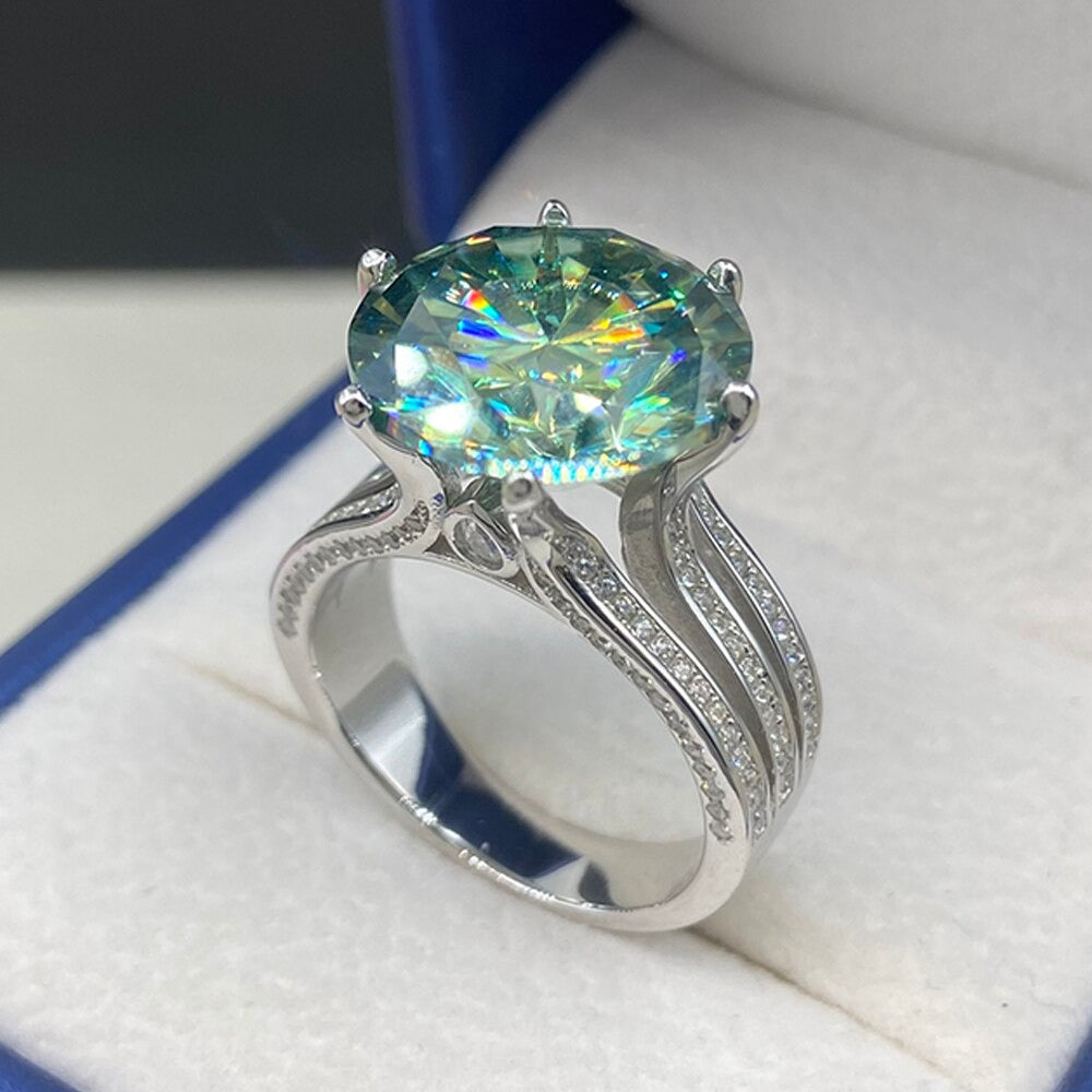 10 Carat Green Color Moissanite Ring S925 Silver Plate Pt950 White Gold