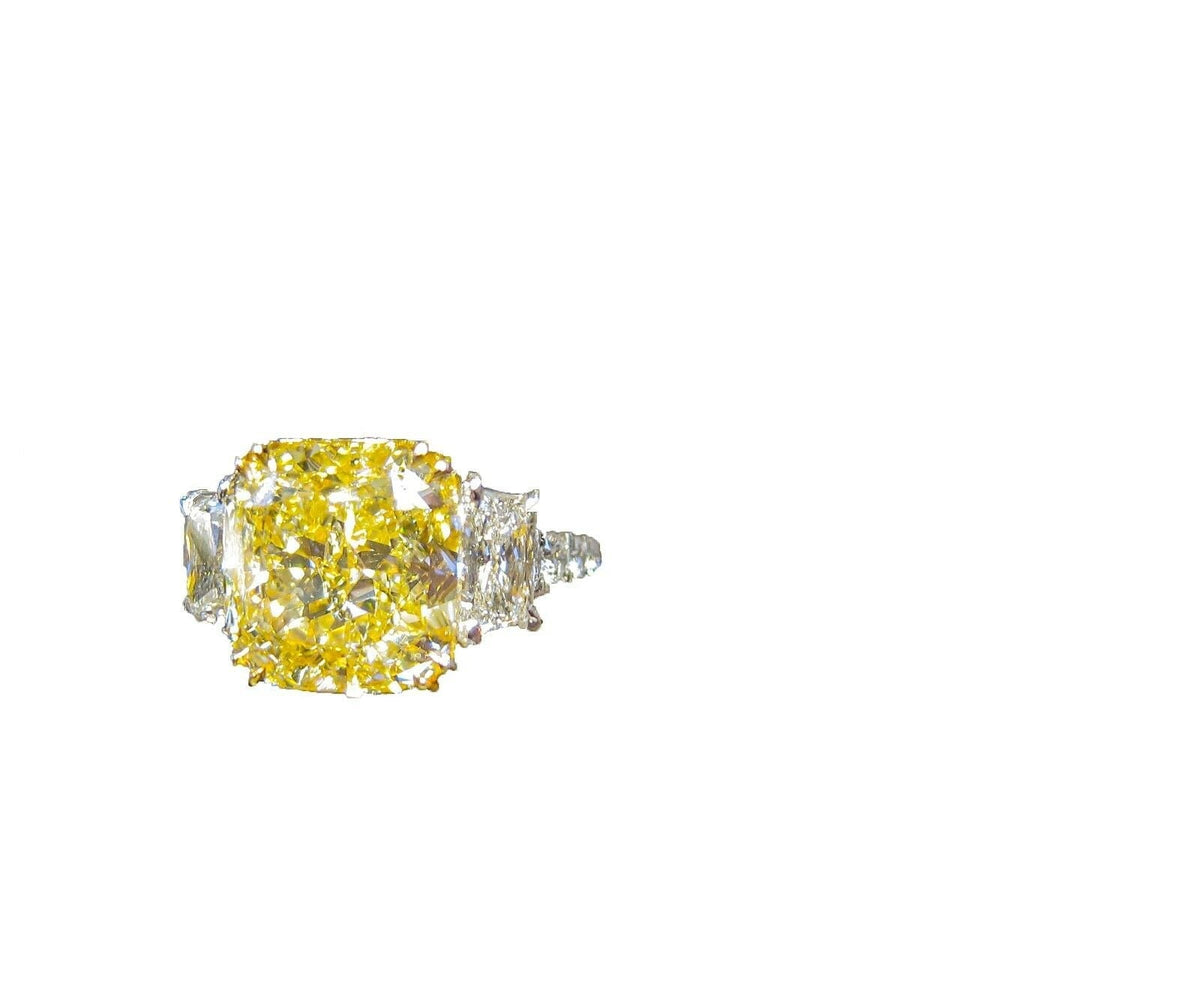 GIA FANCY YELLOW SI1 CUSHION DIAMOND RING SET TRAPEZOID ENGAMENT RING