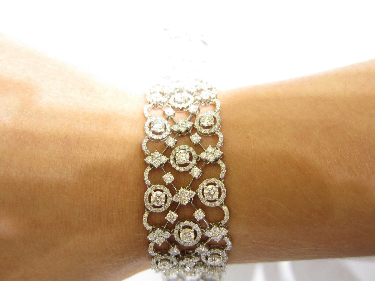 DIAMOND ROUND BRILLIANT SHAPE SET BRACELET