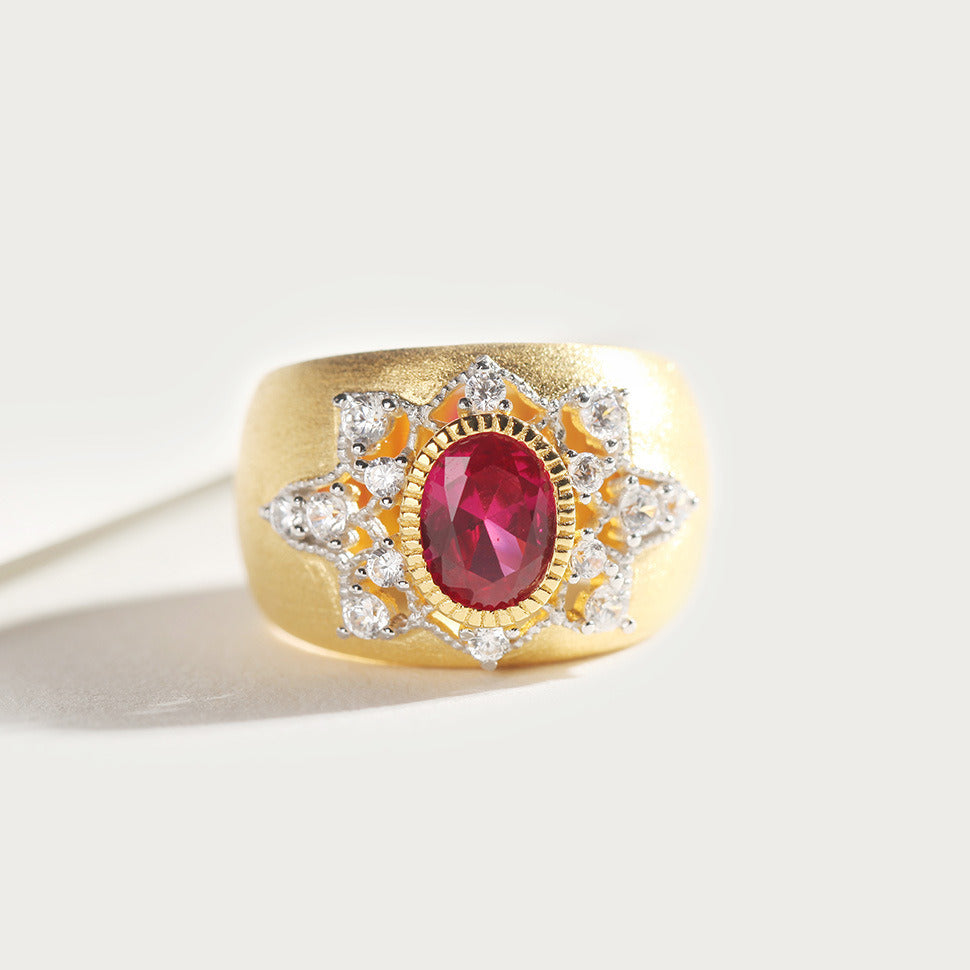 Silver Red Corundum Ring Fashion Luxury Gem with Gold-Plated Inlay