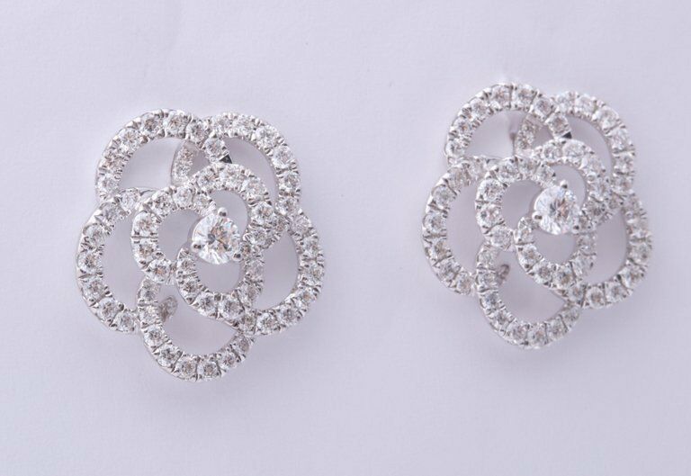 Diamond Camelia 1.95 ct Diamond White Gold Flower Earrings