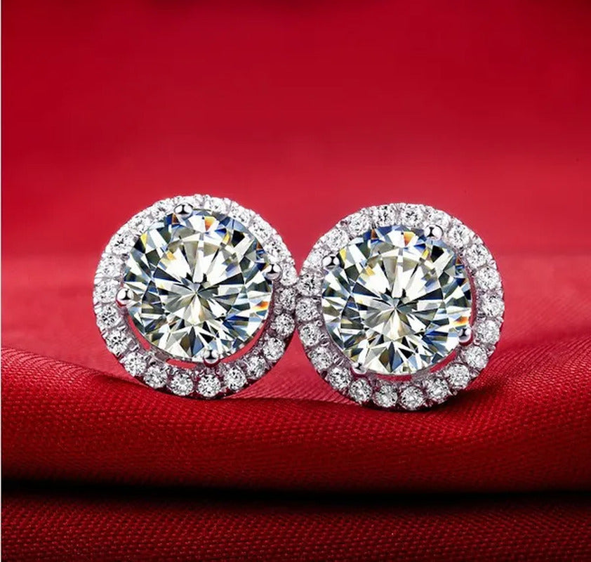 Brilliant round Cut Halo Solitaire Moissanite & Simulated Diamond Solitaire Stud