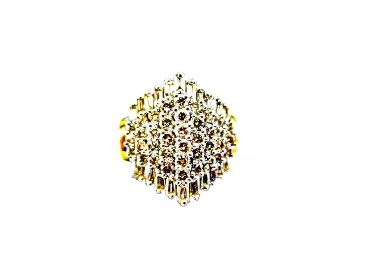 DIAMOND ROUND BRILLIANT BAGUETTE SHAPE CLUSTER PRONG