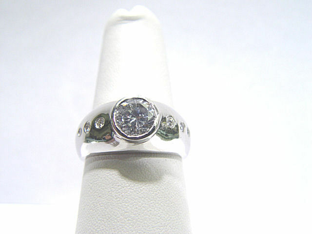 DIAMOND ROUND BRILLIANT SH 6.52X6.40X3.89MM SIDE 6 ROUND