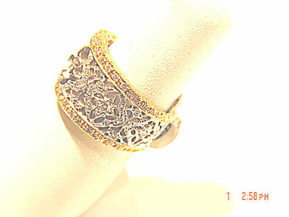 DIAMOND ROUND BRILLIANT TWO TONE GOLD SETTING ETERNITY DIAMOND BAND