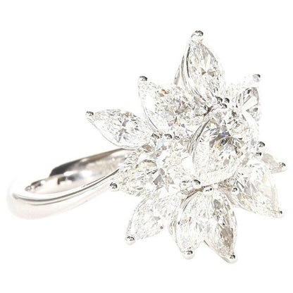 Diamond Cluster Ring 3.75 carats of white VS pear shape and marquise diamond 18k