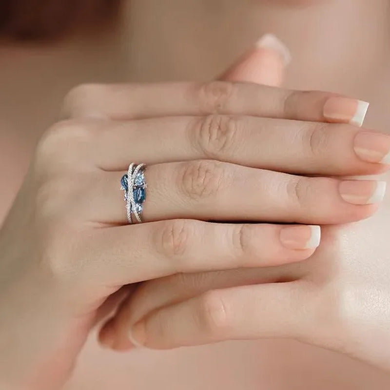 Trendy Luxury Rings for Women Shimmering Blue Spinel with Zircon Rings Romantic