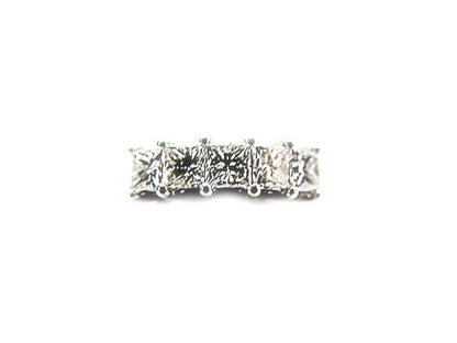 DIAMOND 5 STONE PRINCESS SHAPE COMMON PRONG SET DIAMOND