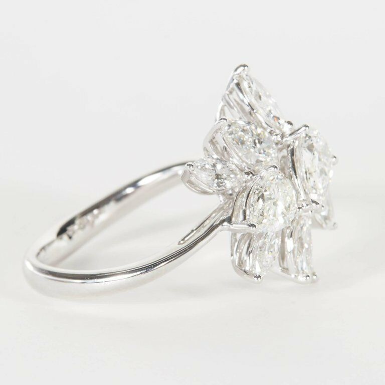 Diamond Cluster Ring 3.75 carats of white VS pear shape and marquise diamond 18k