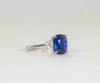 5 Carat Vivid Blue Sapphire Diamond Platinum Ring