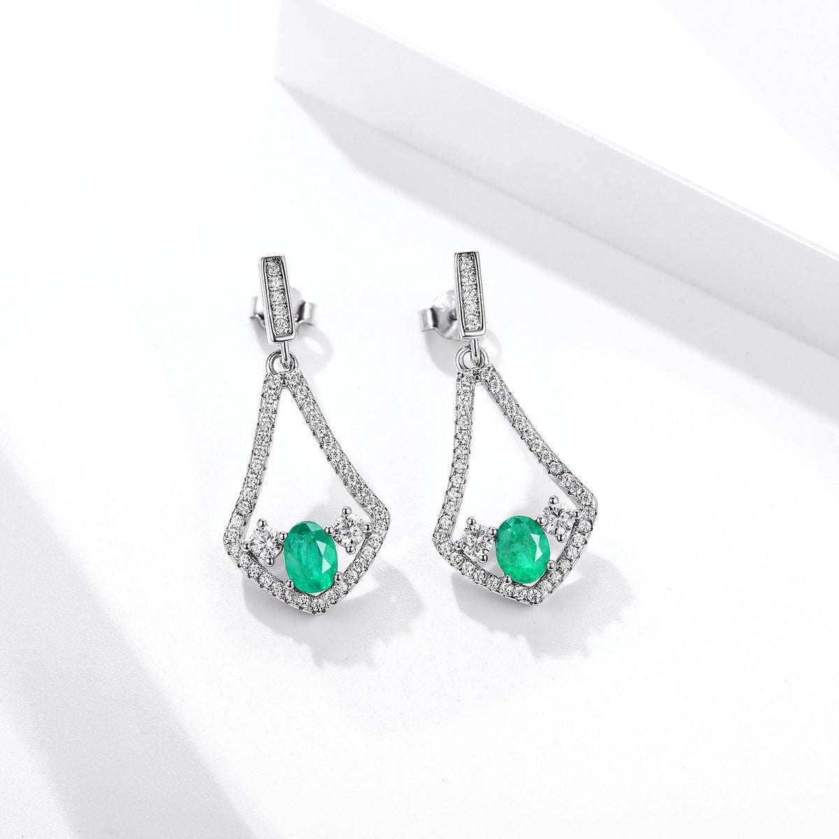 Natural Emerald Earrings for Female Korean Version High Quality Zirconium Earrin
