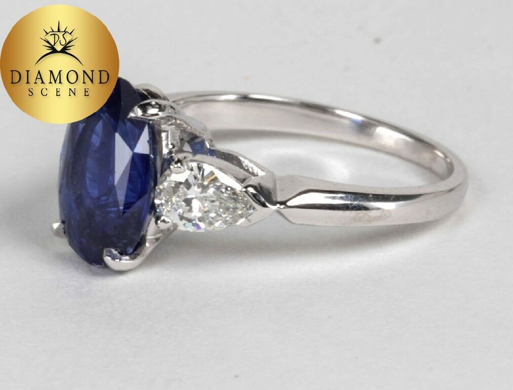 Classic Sapphire Diamond Ring set in Platinum