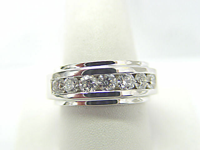 DIAMOND 7 ROUND BRILLIANT SHAPE MENS CHANNNEL SET DIAMOND MEN MEN'S DIAMOND